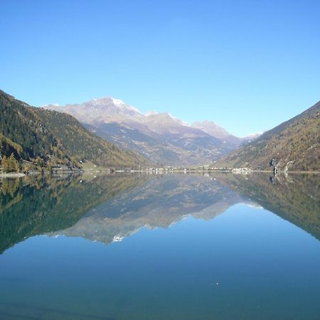 Hotel Posta Poschiavo Exterior foto